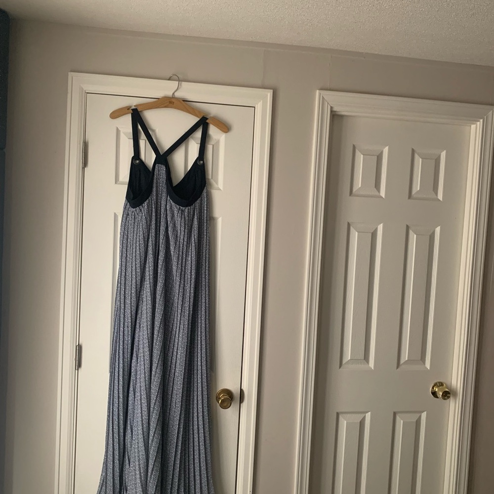 Michael Kors Navy and White Maxi Dress - Picture 2 of 3